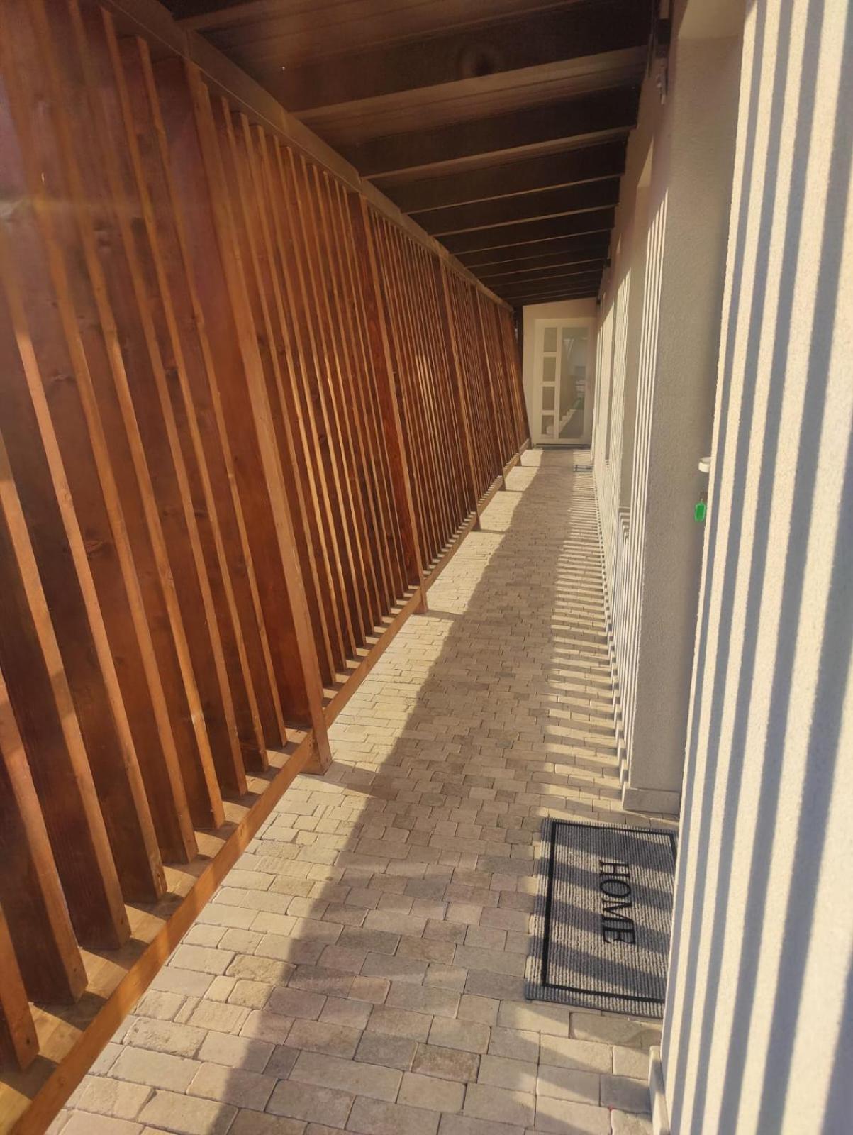 Luxus Cluj Airport Apartments Exterior foto